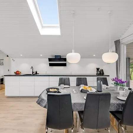 Kari - 900m From The Sea By Interhome Hébergement de vacances *