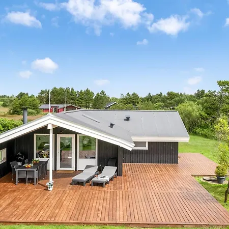 Feriehus Kari - 900m From The Sea By Interhome